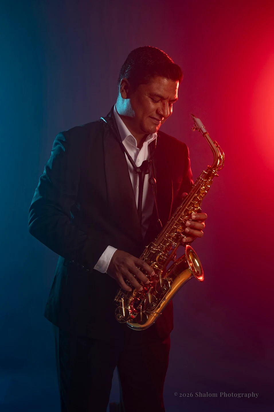 uis-bustillo-saxofonista-sesion-fotografia-shalom-photography.